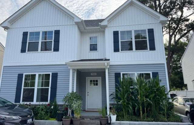Charming 4BR House in Virginia Beach - 1568 Independence Boulevard, Virginia Beach, VA 23455