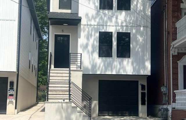 5 Montclair Ave Gallery 2