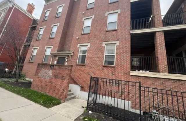 207 E University Avenue photos photos