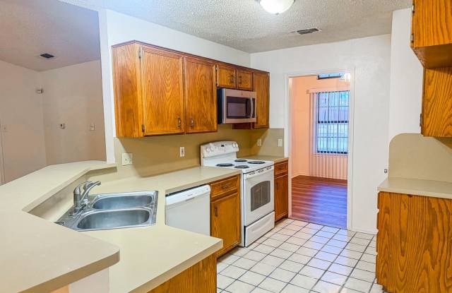 1815 Cedarview Drive..  LONGHORN PROPERTIES.. 254-526-0382 Gallery 3