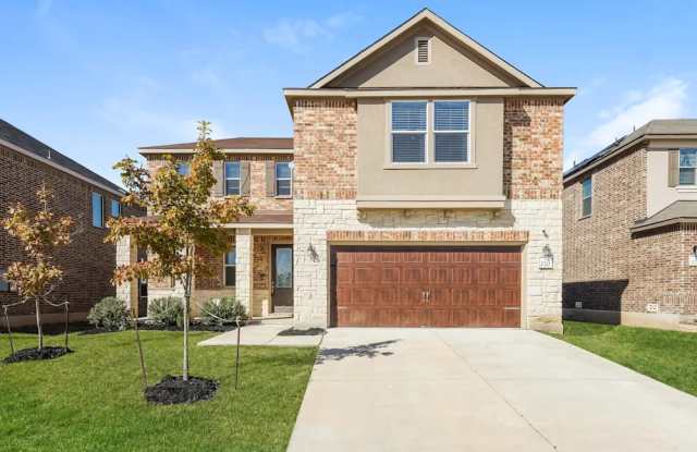 221 Colonial Blf Gallery 1