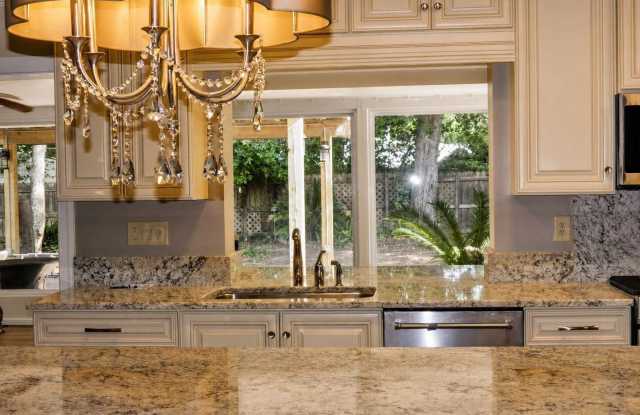 240 NE Yacht Club Drive photos photos 240 NE Yacht Club Drive photos photos