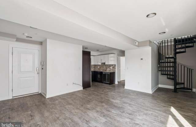 1931 N PHILIP unit: 2R photos photos
