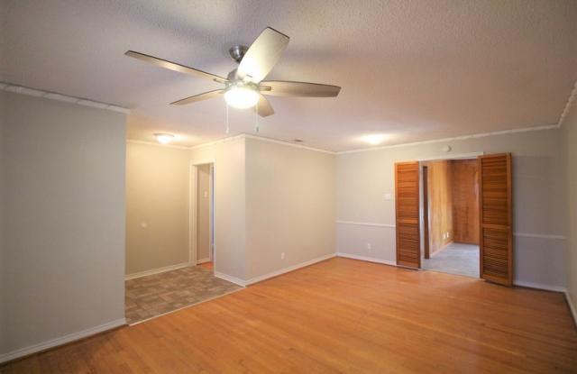 4507 Live Oak Dr Gallery 4