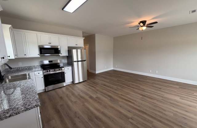 New Construction 2 Bed 2 Bath Duplex in Shelbyville Gallery 3