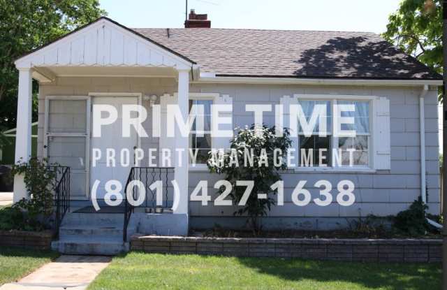 Cute 2 bedroom home for rent in Orem. - 933 West 450 North, Orem, UT 84057 Cute 2 bedroom home for rent in Orem. - 933 West 450 North, Orem, UT 84057