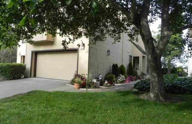 2648 Longview Drive Gallery 2