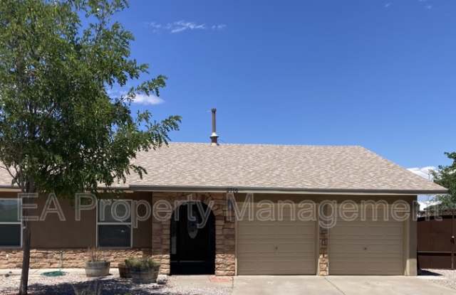 2716 Los Compadres St NW photos photos