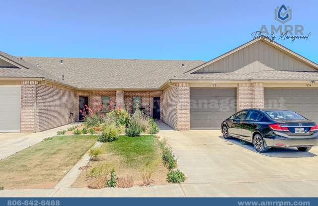 Cozy 3-Bedroom Townhome photos photos