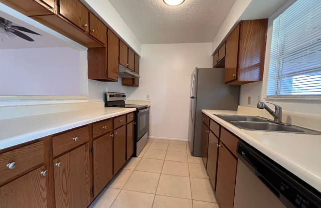 7636 Golden Glenn Drive - 7636 Golden Glenn Drive, Azalea Park, FL 32807