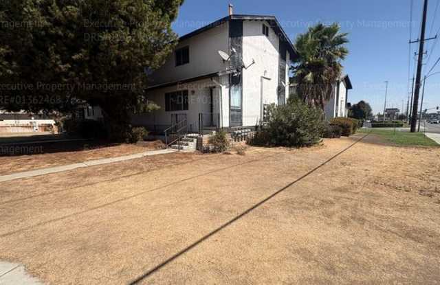 3604 Panama Lane Gallery 2