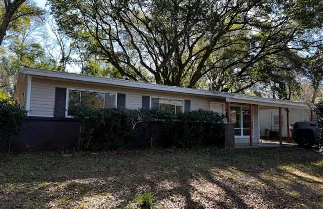 Carport 3/1 Tile Throughout photos photos Carport 3/1 Tile Throughout photos photos