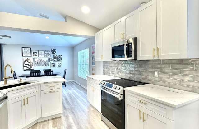 11110 PEERLESS Lane Gallery 4
