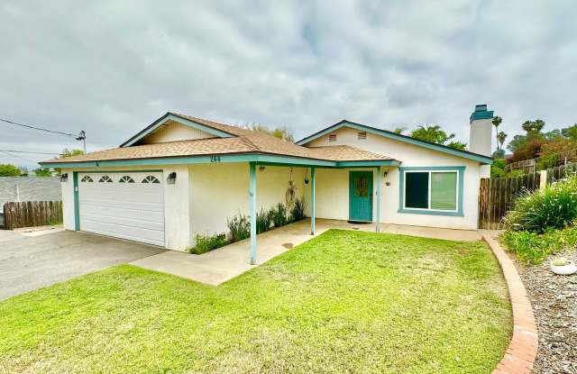 Sweet Single-Story with Large Driveway  Spacious Backyard, just minutes to downtown Fallbrook! photos photos