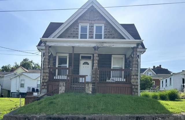 440 Center Ave photos photos