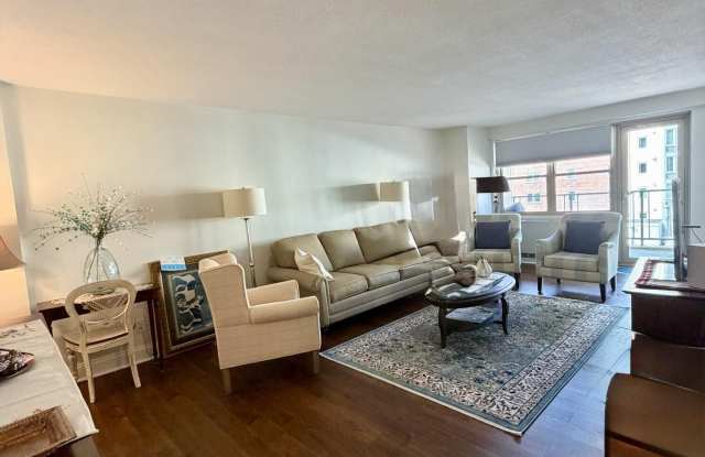 28 Riverside Avenue Gallery 1