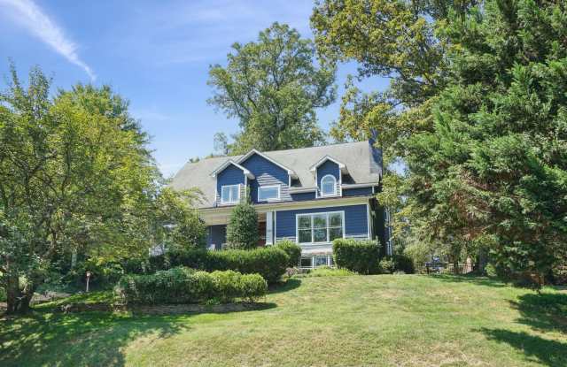 1530 Forest Villa Lane - N/A - 1530 Forest Villa Lane, McLean, VA 22101