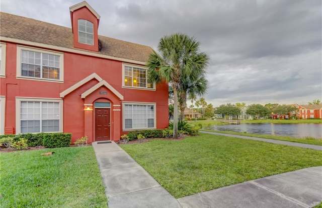 9532 LAKE CHASE ISLAND WAY - 9532 Lake Chase Island Way, Westchase, FL 33626