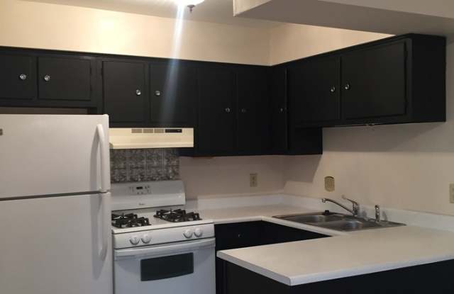 1190 Woodbrook Lane Gallery 2