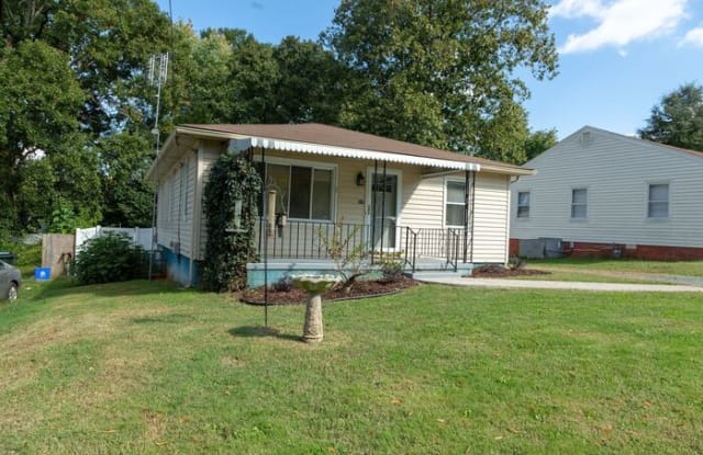 878 East Market Street - 878 East Market Street, Burlington, NC 27217