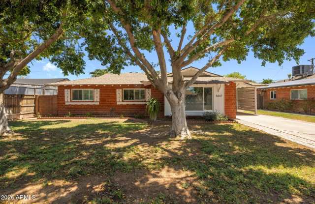 8307 E MONTEROSA Street Gallery 2
