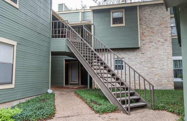 Second Floor, Corner Condo Unit - Move In Ready! photos photos