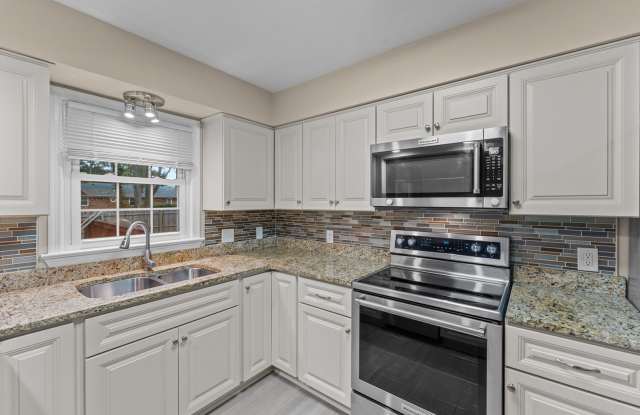 Introducing Your Dream Home in Chesapeake! Gallery 3
