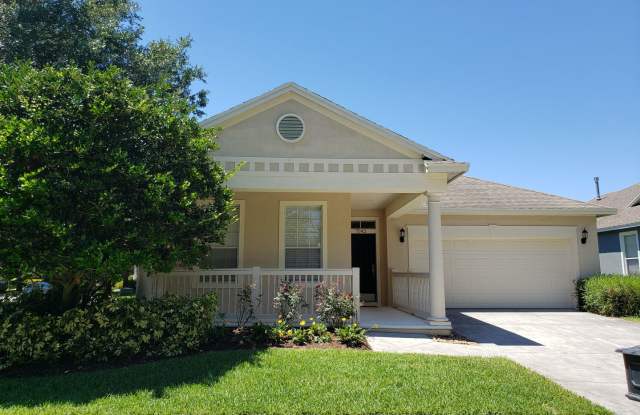 Beautiful Lakes of Windermere Home with Fenced Back Yard - 7042 Mapperton Drive, Horizon West, FL 34786