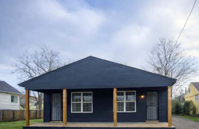 690 Hudson St. photos photos