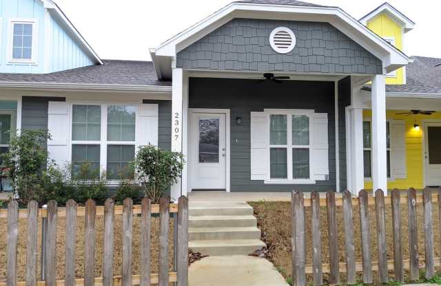 2300 Airline Dr. #2307 Gallery 2