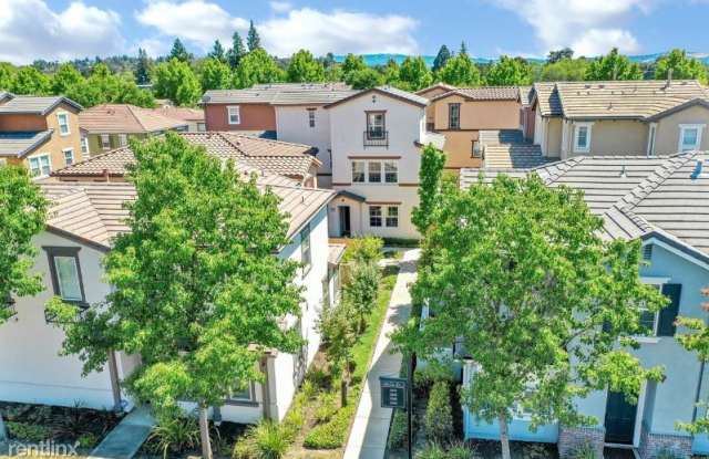 2974 Bella Dr Gallery 4