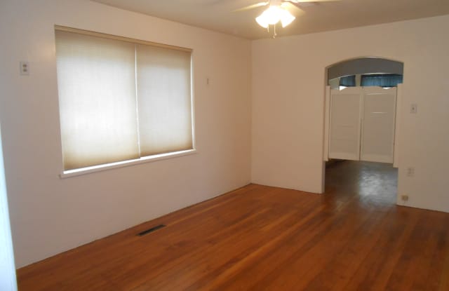 2758 Unaweep Ave Gallery 3