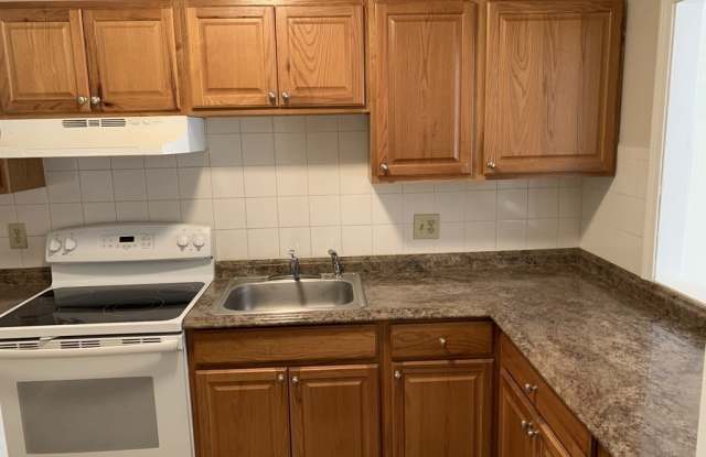 44 Maple St photos photos