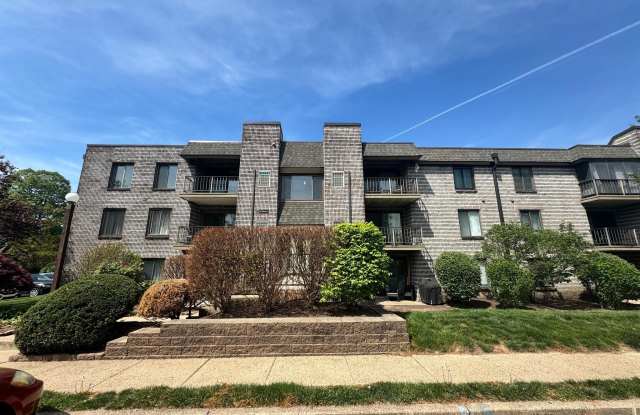 273 E VILLAGE ROAD photos photos