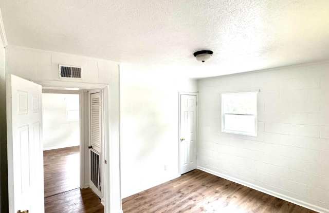 532 NW Hampton Ave Nw Avenue photos photos