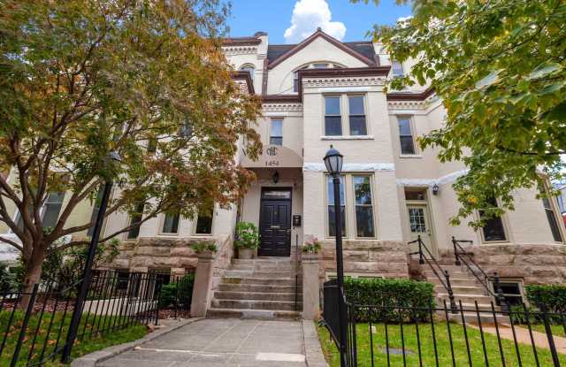 Professionally Managed  Recently Renovated // 2 Bedroom 2 Bathroom Condo // Meridian Hill Park/Cardozo// Exposed Brick! photos photos