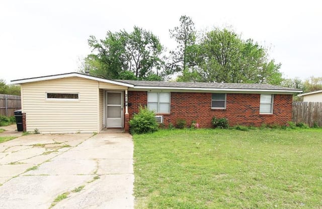 2104 S Sunnylane Rd photos photos
