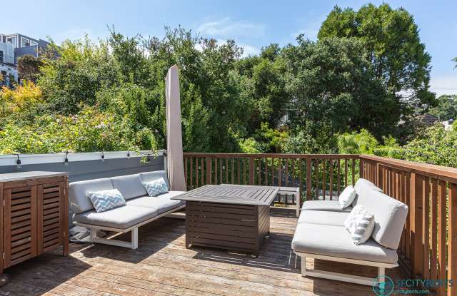 Castro: UNFURNISHED Top Floor Flat w/ Private Deck, W/D in unit & Garage Parking photos photos