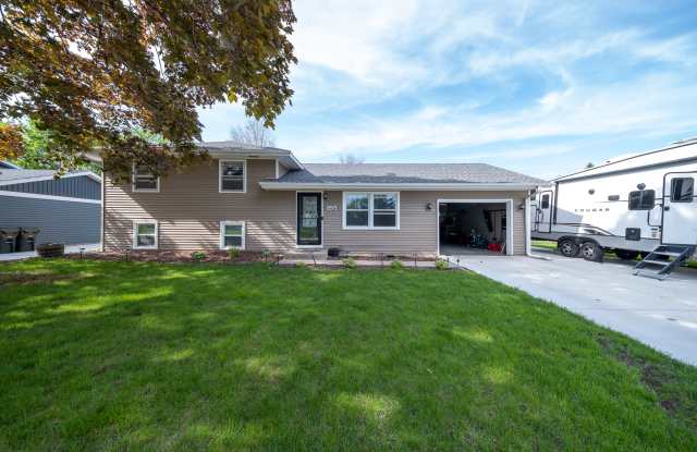 257 Elm Dr. photos photos