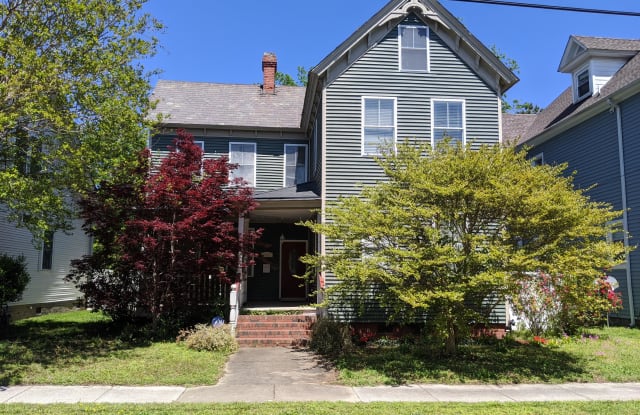218 West 32nd Street - 218 West 32nd Street, Norfolk, VA 23504