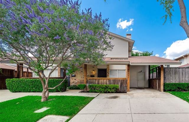 2611 Via Cordova - 2611 Via Cordova, Carrollton, TX 75006