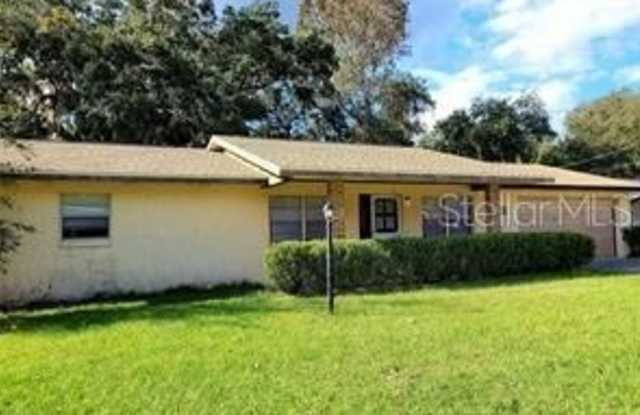10630 SE 50TH AVENUE - 10630 Southeast 50th Avenue, Belleview, FL 34420