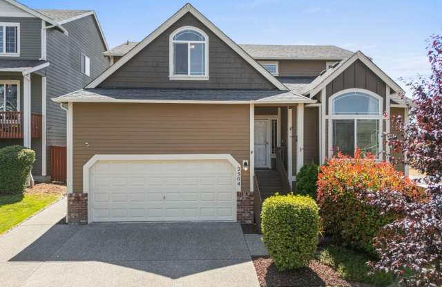 Spacious Corner Lot Home Near JBLM | 4 Bed + Bonus Room | Gourmet Kitchen  A/C! photos photos