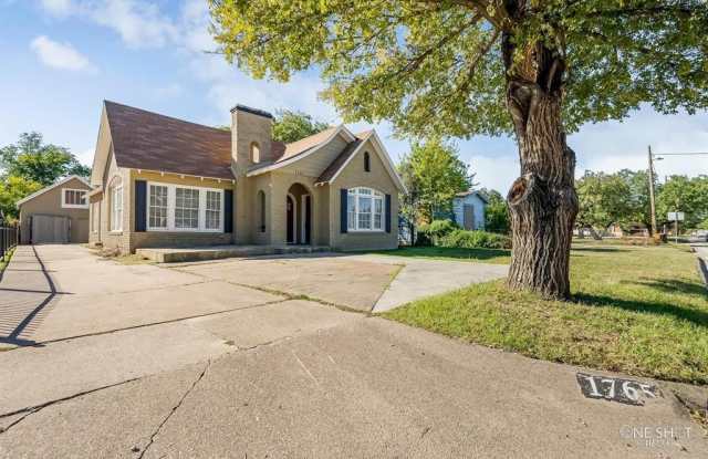 1765 N 11th Street - 1765 North 11th Street, Abilene, TX 79603