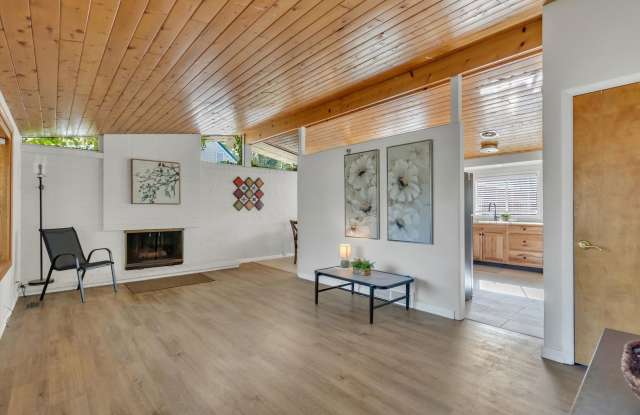 5 Bedroom, 3 Bath Home in Salt Lake City Gallery 3