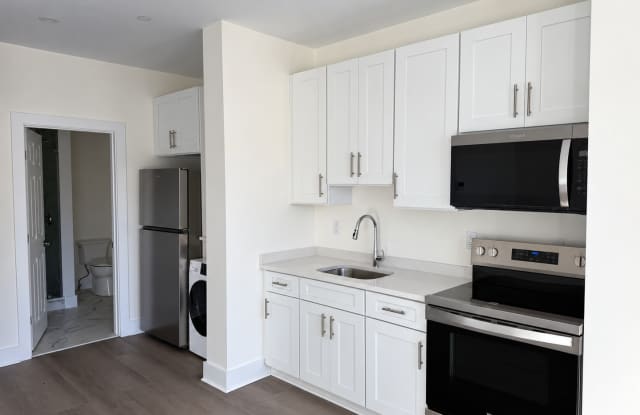 10 Ambrose Gallery 1