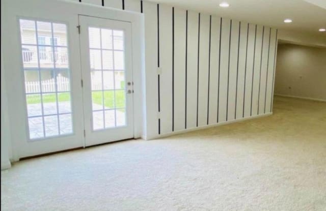 9927 BOX OAK Court Gallery 3