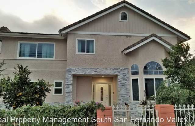 6963 De Soto Ave - 6963 N De Soto Ave, Los Angeles, CA 91303