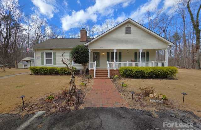 256 Georgewoods Drive photos photos