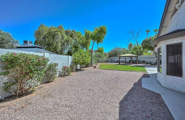 11509 N 109th Way Gallery 4